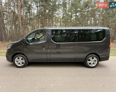 Серый Рено Трафик, объемом двигателя 2 л и пробегом 125 тыс. км за 32800 $, фото 68 на Automoto.ua