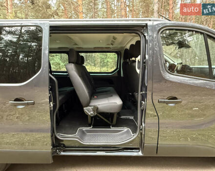 Серый Рено Трафик, объемом двигателя 2 л и пробегом 125 тыс. км за 32800 $, фото 46 на Automoto.ua