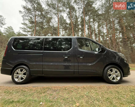 Серый Рено Трафик, объемом двигателя 2 л и пробегом 125 тыс. км за 32800 $, фото 16 на Automoto.ua