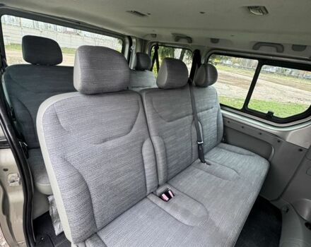 Серый Рено Трафик, объемом двигателя 2.5 л и пробегом 130 тыс. км за 13100 $, фото 2 на Automoto.ua