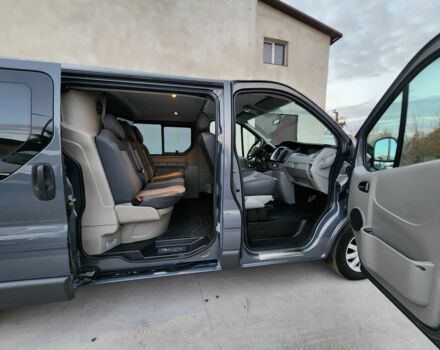 Сірий Рено Трафік, об'ємом двигуна 2 л та пробігом 230 тис. км за 14500 $, фото 6 на Automoto.ua