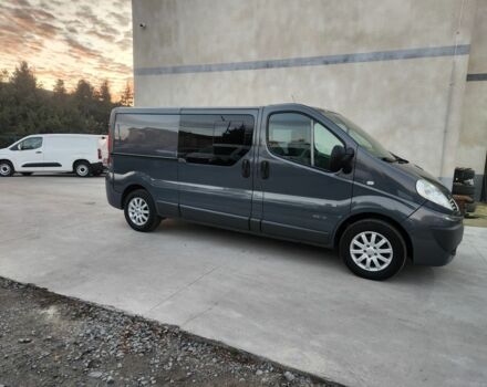 Сірий Рено Трафік, об'ємом двигуна 2 л та пробігом 230 тис. км за 14500 $, фото 2 на Automoto.ua