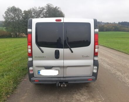 Серый Рено Трафик, объемом двигателя 2.5 л и пробегом 277 тыс. км за 9300 $, фото 1 на Automoto.ua