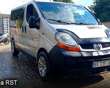 Сірий Рено Трафік, об'ємом двигуна 1.9 л та пробігом 264 тис. км за 6300 $, фото 1 на Automoto.ua