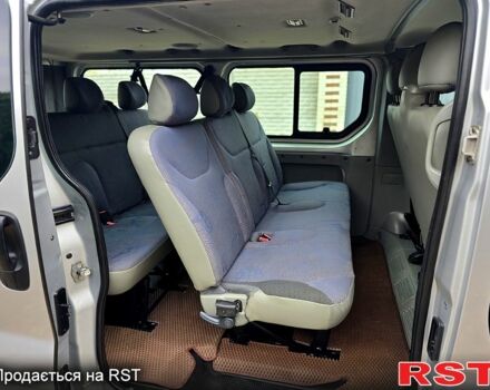 Серый Рено Трафик, объемом двигателя 1.9 л и пробегом 292 тыс. км за 9300 $, фото 9 на Automoto.ua