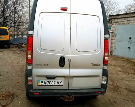 Сірий Рено Трафік, об'ємом двигуна 2 л та пробігом 274 тис. км за 8700 $, фото 4 на Automoto.ua
