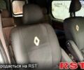 Серый Рено Трафик, объемом двигателя 2.5 л и пробегом 290 тыс. км за 7000 $, фото 1 на Automoto.ua