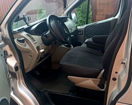 Серый Рено Трафик, объемом двигателя 2 л и пробегом 320 тыс. км за 11700 $, фото 10 на Automoto.ua