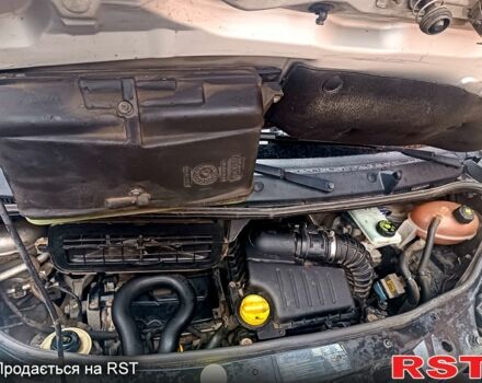 Серый Рено Трафик, объемом двигателя 2 л и пробегом 320 тыс. км за 11700 $, фото 8 на Automoto.ua