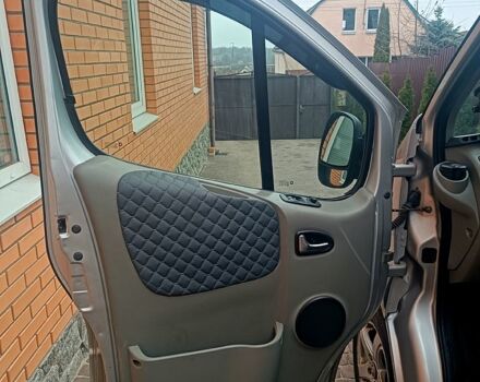 Серый Рено Трафик, объемом двигателя 2 л и пробегом 320 тыс. км за 11700 $, фото 9 на Automoto.ua