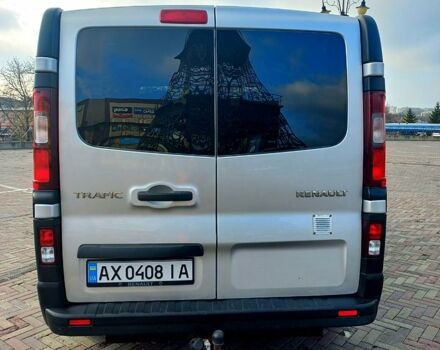 Серый Рено Трафик, объемом двигателя 16 л и пробегом 211 тыс. км за 14700 $, фото 3 на Automoto.ua