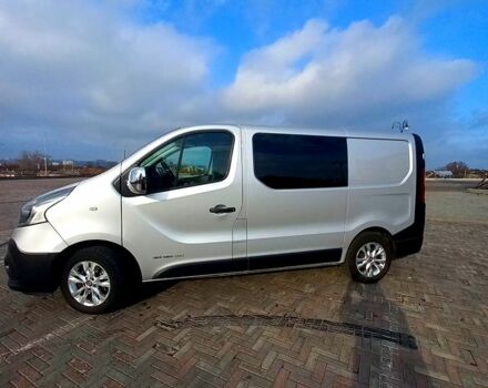 Серый Рено Трафик, объемом двигателя 16 л и пробегом 211 тыс. км за 14700 $, фото 2 на Automoto.ua