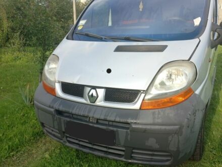 Серый Рено Трафик, объемом двигателя 0 л и пробегом 430 тыс. км за 6100 $, фото 1 на Automoto.ua