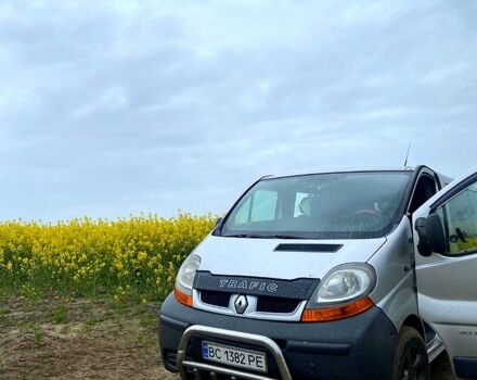 Серый Рено Трафик, объемом двигателя 1.9 л и пробегом 300 тыс. км за 5000 $, фото 1 на Automoto.ua