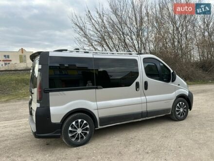 Серый Рено Трафик, объемом двигателя 1.9 л и пробегом 242 тыс. км за 7100 $, фото 1 на Automoto.ua