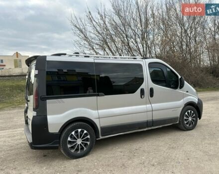 Сірий Рено Трафік, об'ємом двигуна 1.9 л та пробігом 242 тис. км за 7100 $, фото 1 на Automoto.ua