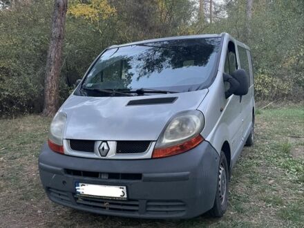 Сірий Рено Трафік, об'ємом двигуна 1.9 л та пробігом 300 тис. км за 3707 $, фото 1 на Automoto.ua