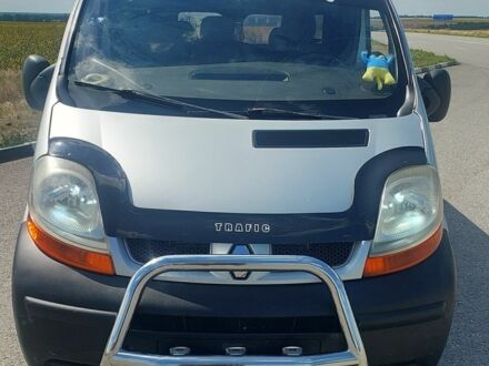 Рено Трафік 2002 у Кривому Розі на Automoto.ua Сірий Рено Трафік, об'ємом двигуна 1.9 л та пробігом 360 тис. км за 7000 $, фото 1 на Automoto.ua