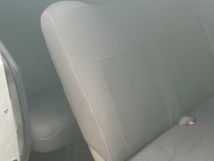 Серый Рено Трафик, объемом двигателя 1.9 л и пробегом 300 тыс. км за 7150 $, фото 1 на Automoto.ua