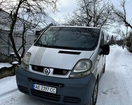 Сірий Рено Трафік, об'ємом двигуна 1.9 л та пробігом 541 тис. км за 6500 $, фото 1 на Automoto.ua