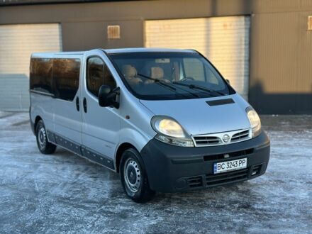 Серый Рено Трафик, объемом двигателя 2.5 л и пробегом 300 тыс. км за 6999 $, фото 1 на Automoto.ua