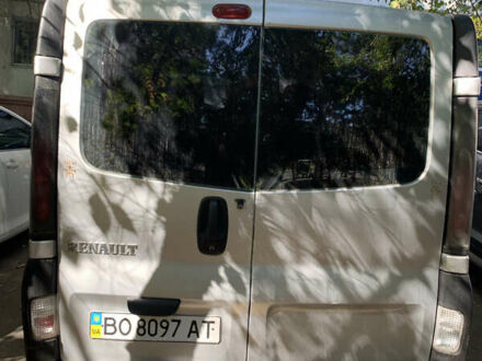 Рено Трафік 2003 у Одесі на Automoto.ua Сірий Рено Трафік, об'ємом двигуна 1.9 л та пробігом 460 тис. км за 6500 $, фото 1 на Automoto.ua