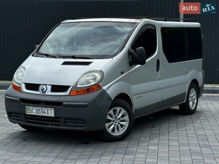 Серый Рено Трафик, объемом двигателя 1.9 л и пробегом 350 тыс. км за 6200 $, фото 1 на Automoto.ua