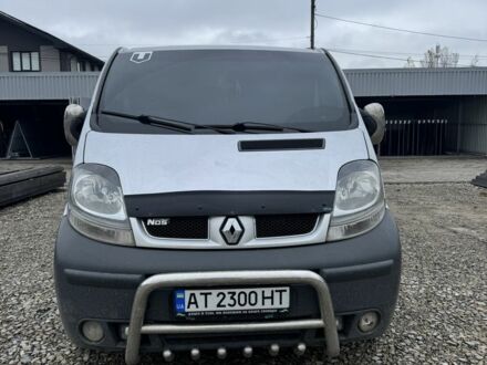 Сірий Рено Трафік, об'ємом двигуна 2.5 л та пробігом 390 тис. км за 6502 $, фото 1 на Automoto.ua