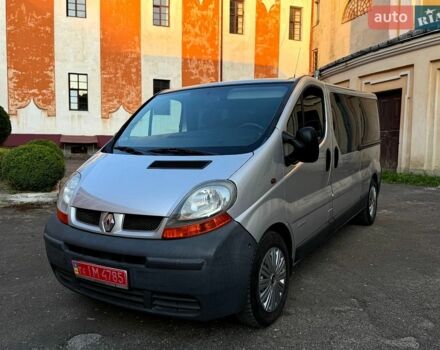 Серый Рено Трафик, объемом двигателя 1.9 л и пробегом 233 тыс. км за 7800 $, фото 1 на Automoto.ua