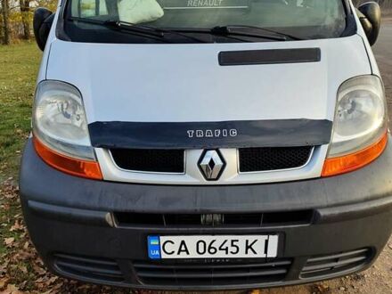 Серый Рено Трафик, объемом двигателя 1.87 л и пробегом 348 тыс. км за 7450 $, фото 1 на Automoto.ua