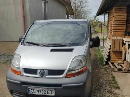 Серый Рено Трафик, объемом двигателя 1.9 л и пробегом 315 тыс. км за 7600 $, фото 1 на Automoto.ua