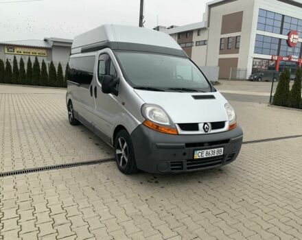 Серый Рено Трафик, объемом двигателя 2.5 л и пробегом 300 тыс. км за 7800 $, фото 1 на Automoto.ua