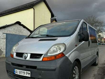 Серый Рено Трафик, объемом двигателя 1.9 л и пробегом 430 тыс. км за 6000 $, фото 1 на Automoto.ua