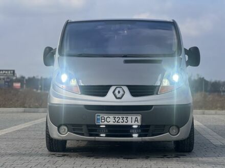 Сірий Рено Трафік, об'ємом двигуна 2 л та пробігом 370 тис. км за 10000 $, фото 1 на Automoto.ua