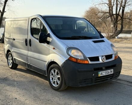 Серый Рено Трафик, объемом двигателя 1.9 л и пробегом 302 тыс. км за 5900 $, фото 1 на Automoto.ua