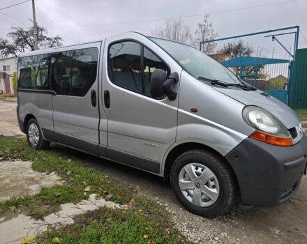 Серый Рено Трафик, объемом двигателя 1.9 л и пробегом 292 тыс. км за 8900 $, фото 1 на Automoto.ua