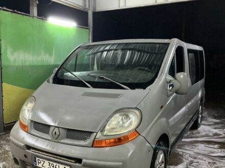 Серый Рено Трафик, объемом двигателя 1.9 л и пробегом 400 тыс. км за 4300 $, фото 1 на Automoto.ua