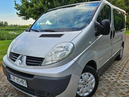 Сірий Рено Трафік, об'ємом двигуна 2 л та пробігом 293 тис. км за 3900 $, фото 1 на Automoto.ua