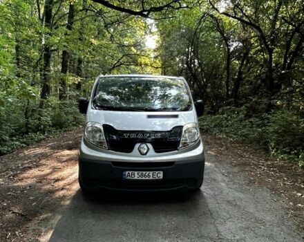Сірий Рено Трафік, об'ємом двигуна 2 л та пробігом 371 тис. км за 8310 $, фото 1 на Automoto.ua