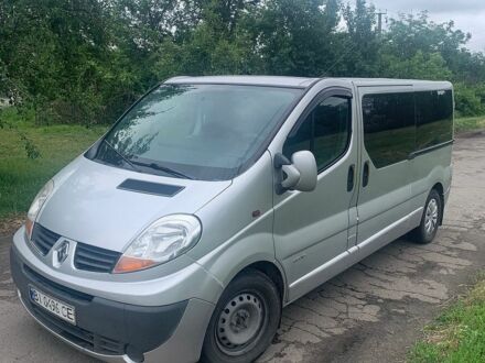 Сірий Рено Трафік, об'ємом двигуна 2 л та пробігом 315 тис. км за 8500 $, фото 1 на Automoto.ua