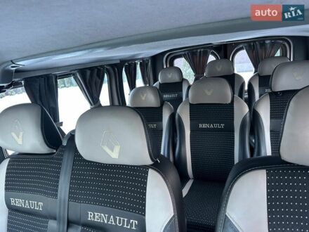 Серый Рено Трафик, объемом двигателя 2 л и пробегом 189 тыс. км за 9777 $, фото 1 на Automoto.ua