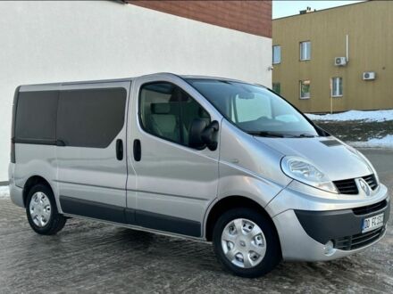 Серый Рено Трафик, объемом двигателя 0 л и пробегом 185 тыс. км за 2908 $, фото 1 на Automoto.ua