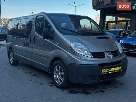 Серый Рено Трафик, объемом двигателя 2 л и пробегом 275 тыс. км за 9500 $, фото 1 на Automoto.ua