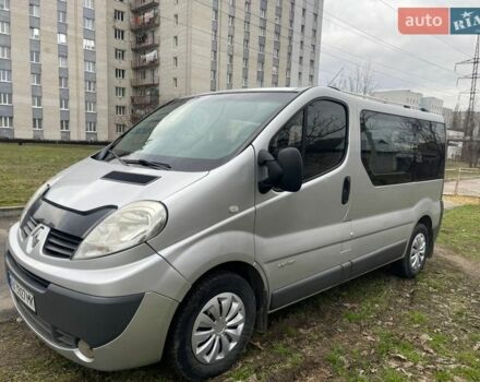 Сірий Рено Трафік, об'ємом двигуна 2.5 л та пробігом 297 тис. км за 8500 $, фото 1 на Automoto.ua