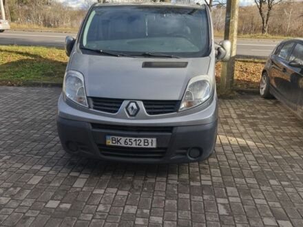 Серый Рено Трафик, объемом двигателя 2.5 л и пробегом 380 тыс. км за 8200 $, фото 1 на Automoto.ua