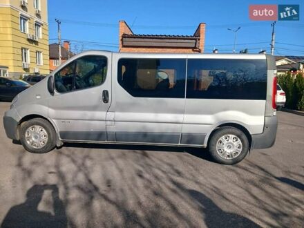 Сірий Рено Трафік, об'ємом двигуна 2 л та пробігом 376 тис. км за 8300 $, фото 1 на Automoto.ua