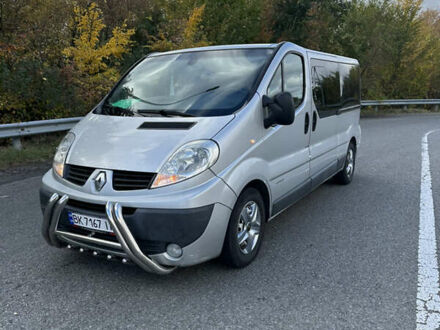 Рено Трафик 2009 в Лубнах на Automoto.ua Серый Рено Трафик, объемом двигателя 2.5 л и пробегом 350 тыс. км за 10900 $, фото 1 на Automoto.ua