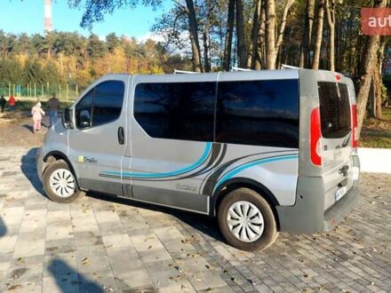 Сірий Рено Трафік, об'ємом двигуна 2.5 л та пробігом 395 тис. км за 8999 $, фото 1 на Automoto.ua