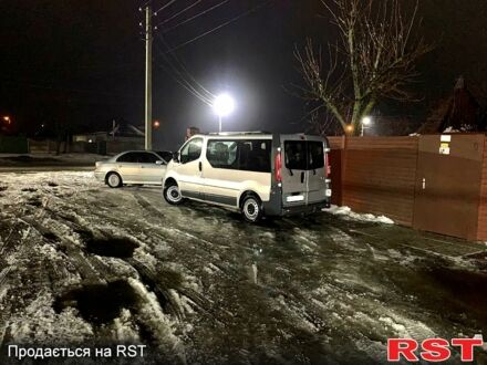 Серый Рено Трафик, объемом двигателя 2.5 л и пробегом 28900 тыс. км за 9100 $, фото 1 на Automoto.ua