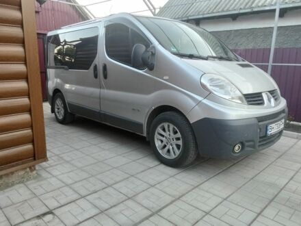 Сірий Рено Трафік, об'ємом двигуна 2 л та пробігом 330 тис. км за 10100 $, фото 1 на Automoto.ua